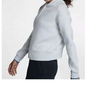 Nike Women’s Therma Sphere Max Training Jacket
